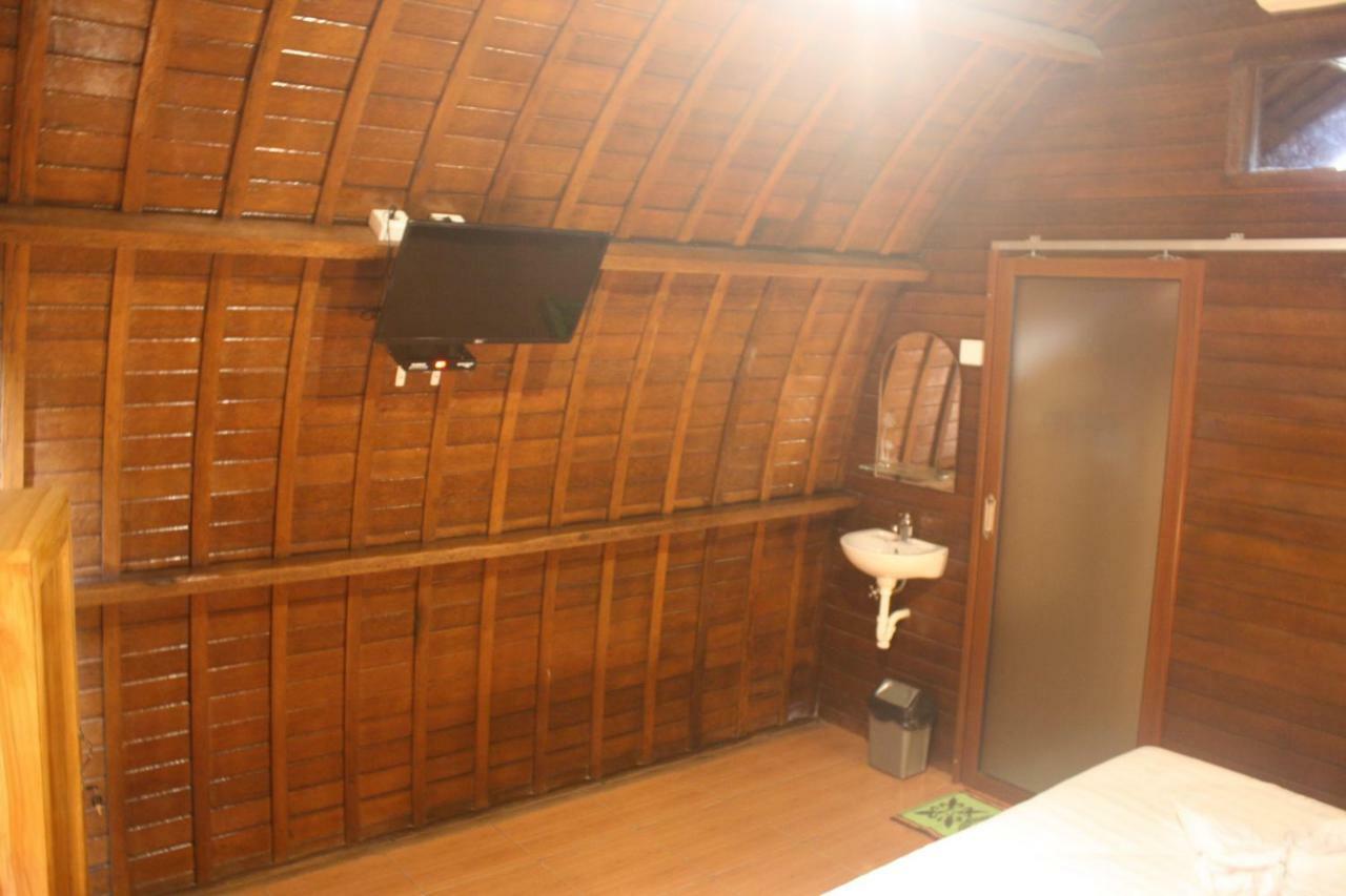 Lotus Bungalow Otel Nusa Penida Dış mekan fotoğraf